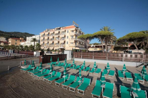 Hotel Palace Diano Marina